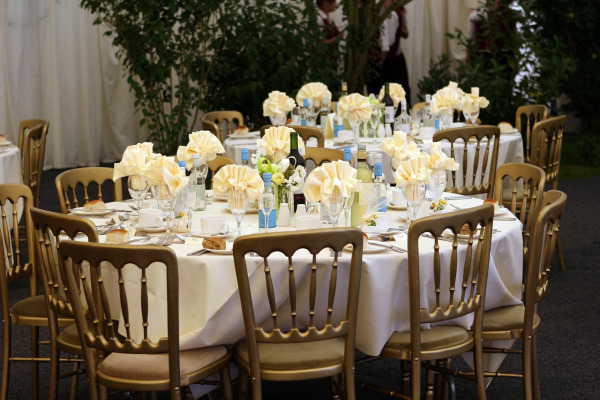 event banquet table styling